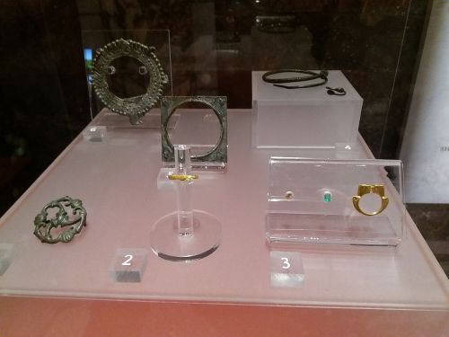 Exhibition: Ostia, Gateway to Rome * mirrror frames, a brooch, two rings and an armband* Vapriikki, 