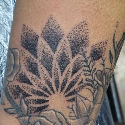 <p>Little dotwork mandala segment added in today at Revved Up Tattoos in Castleton.   Thanks Maitsha for coming in! <br/>
.<br/>
#ladytattooer #thephoenix #copperphoenix #shelbyvilleindiana #indianapolistattoo #indylocal #do317 #indytattoo #circlecity #waverlycolorco #industryinks #yournewfavoriteink #eztattooing #wearesorrymom #mandala #mandalatattoo #dotworktattoo #dotwork  (at Shelbyville, Indiana)<br/>
<a href="https://www.instagram.com/p/CLsUwjUL217/?igshid=apu60socc8mn">https://www.instagram.com/p/CLsUwjUL217/?igshid=apu60socc8mn</a></p>