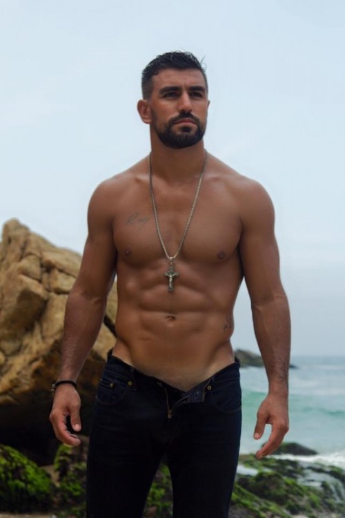 bambam62:  Guilherme Trusting by Gustavo Bastos
