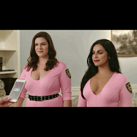 iwpcgifs:  Olivia Jensen and friends @iwpcgifs