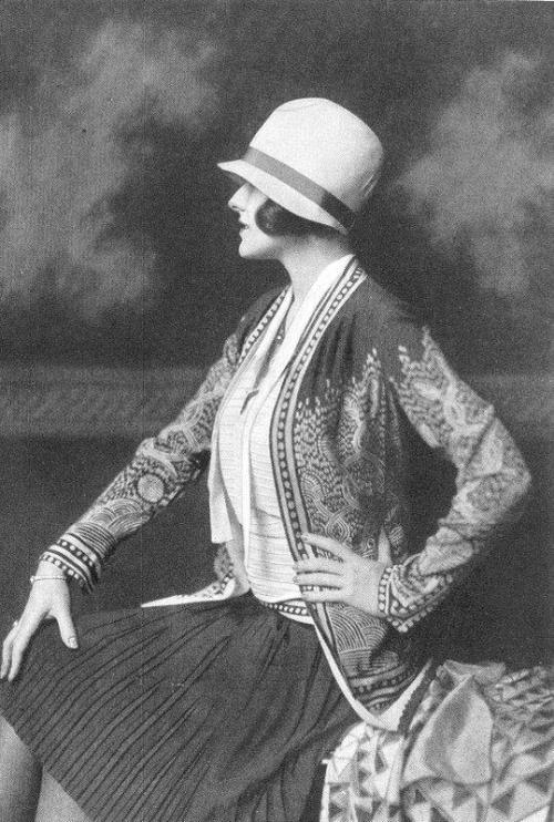 lostsplendor:Naomi Johnson: From Side to Side, 1920s