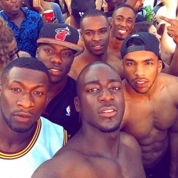 ohmyfineassmen:  Whoever said too much chocolate was bad for you lied!  