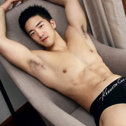 auberonbc:  For more Gorgeous Asian Men visit : http://auberonbc.tumblr.com/archive