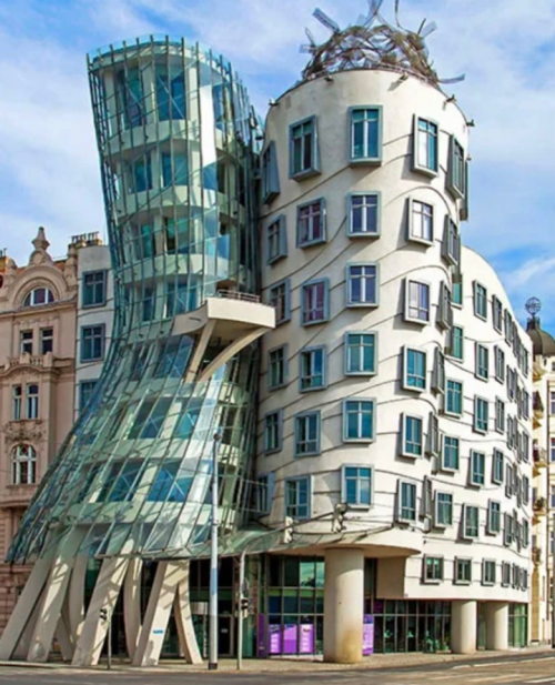 evilbuildingsblog:  Architecture Frank Gehry