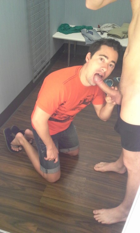 arthusetnico:  Blowjob in the fitting room