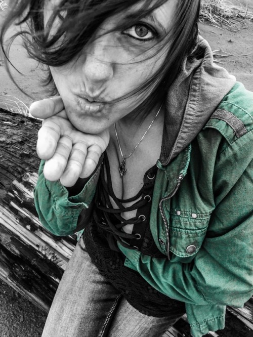 robeatsbooeybox: Our first time posting to your awesome page…. have an amazing day. @deezelco