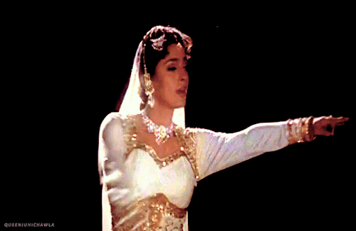 queenjuhichawla:396/∞ moments with Juhi Chawla ❤    ↪ as Mira in “Harikrishnan