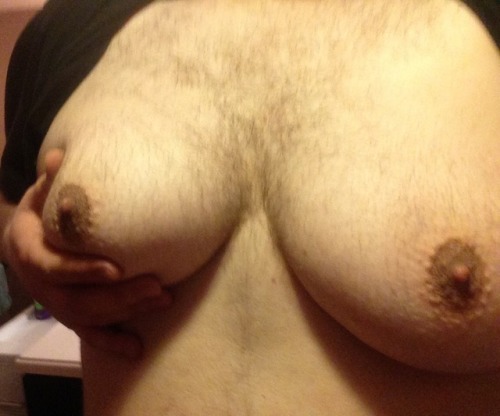 Need a big hard cock between my huge tits Daddy .. mmm so horny I wanna suck your dick until you blo