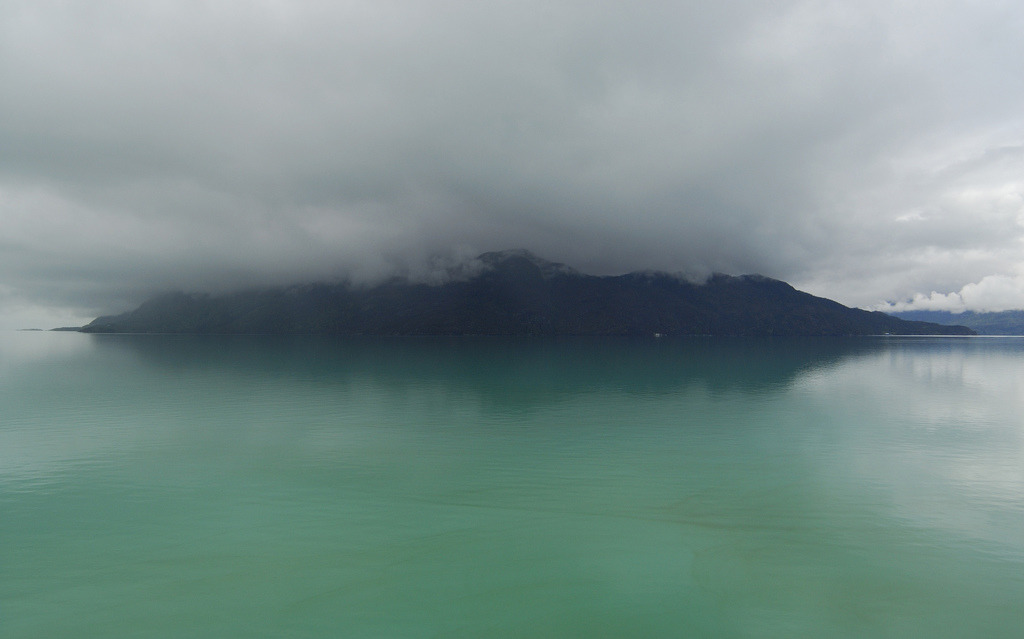 brutalgeneration:  Varaldsøy (by Bergen64) 
