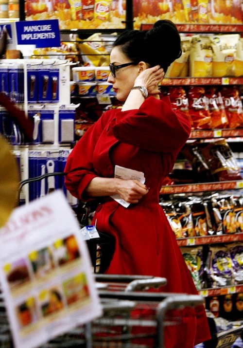 queenofburlesque: Dita Von Teese proves that even grocery shopping can be glamorous as she shops at