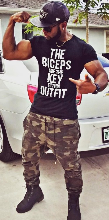 charlibal:  The BICEPS does make the MAN seriesSmash or Dash ???