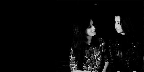 Looks Always Say Everything 🌛