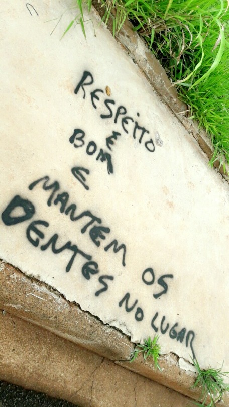 eitalourinha:  