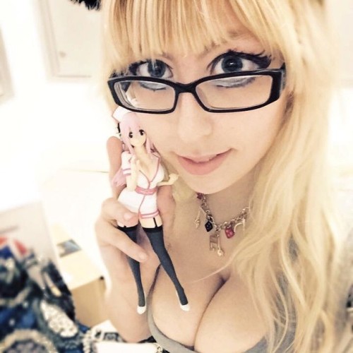 serukijp:  Yaaay! Look what came in the mail today!  Liz~ <3 w <3
