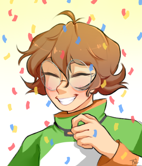 applepiyaa:HAPPY BIRTHDAY PIDGE!!!!! I LOVE YOU