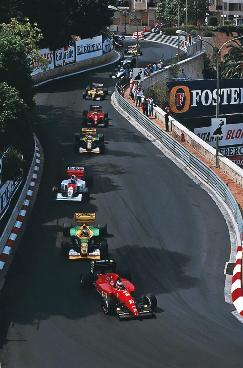 Rough colours&hellip; Jean Alesi (#27, Scuderia Ferrari SpA), Michael Schumacher (#19, Camel Ben