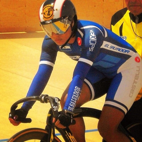 castellicycling: On the track with @miukaren