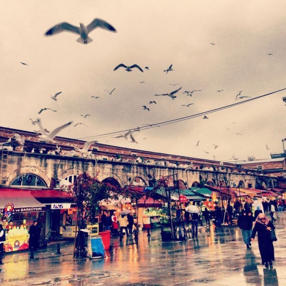 condenasttraveler:
“ How to Take Better Photos on Your Phone: Instagram Tips from Photographers | Istanbul’s spice market
”