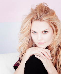 emmaofmisthaven:60/365 days of Jennifer Morrison