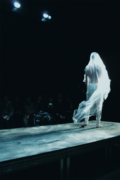 toephix:  Mugler A/W 11