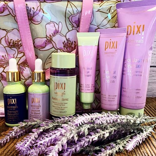 & ⁣ ⁣ @pixibeauty never fails to take my breath away with their beautiful PR and amazing product