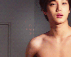 oppakai:  remember when kai used to take his shirt off  good times 