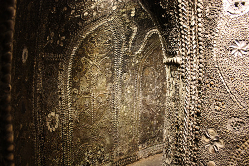 Sex vintagegal:  Shell Grotto at Margate  The Shell pictures