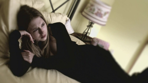 tateandviolet-likeromeoandjuliet:  Taissa Farmiga as Zoe | American Horror Story Coven 