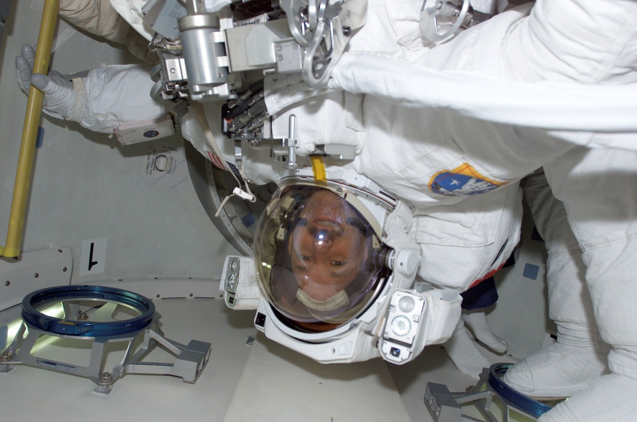 humanoidhistory:  On March 4, 2002, astronauts John M. Grunsfeld and Richard M. Linneham