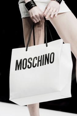 fashionshitiscray:  Gain followers here! 