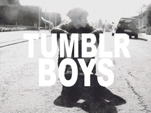teenagepics:  If you’re a teen you must follow this blog. 