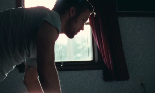 sexual-feelings:  georgeorwells: ‘Maybe I’ve seen too many movies, you know, love at first sight. What do you think about love at first sight? You think you can love somebody just by looking at them?’   blue valentine