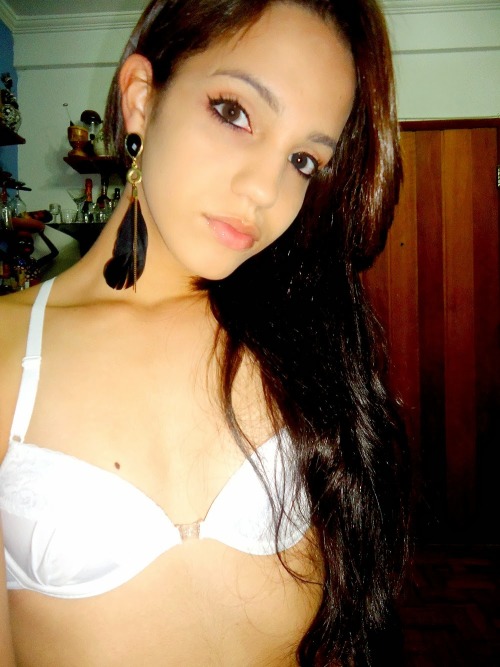 Porn trapfag:  Eduarda Vieira from Brazil. photos