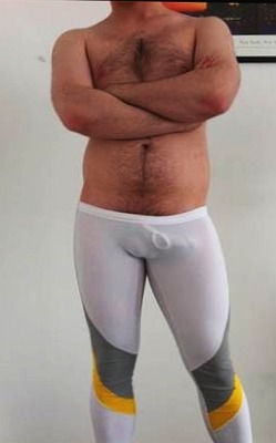 freeballing-and-more:  http://www.forttroff.com?tap_a=5309-626e47&amp;tap_s=50360-8c87e3+ 54 000 FOLLOWERS !!!! MERCI !!! THANKS !!!!!Participes avec tes photos…. send ur own pics…. grisabella29@hotmail.com KIK : frenchfreeballing (submission only)