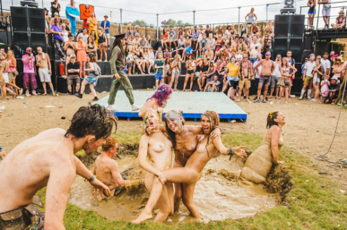 festivalgirls: Muddy Sluts ift.tt/2fdwMya