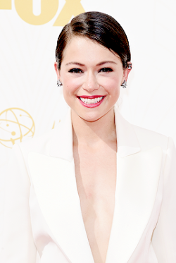 mrdevvitt:  Tatiana Maslany at the 2015 Emmys 