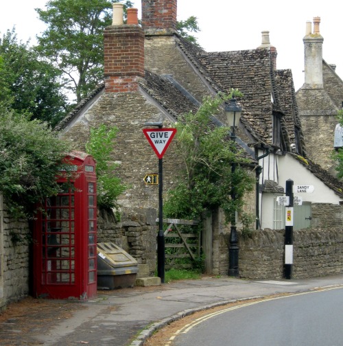 fuckitandmovetobritain:Lacock, Wiltshire, England, UK