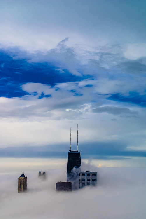 youbroketheinternet:  been up there on days like this… it’s amazing