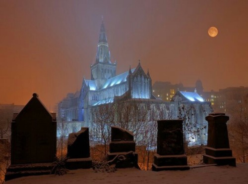 wishfulthinkment:Glasgow Cathedral, Scotland.