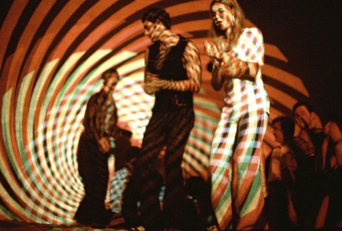 psychedelicway:During a Velvet Underground’s 1969 San Francisco performance
