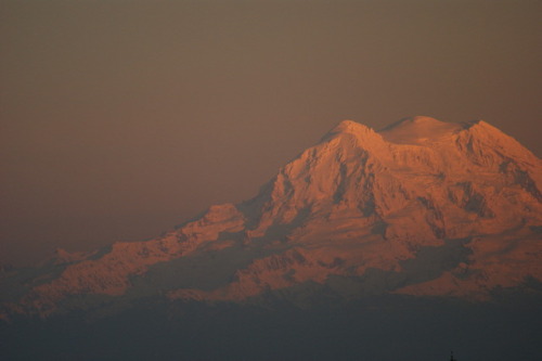 frommylimitedtravels: Putting on her winter robe - Mt. Rainier