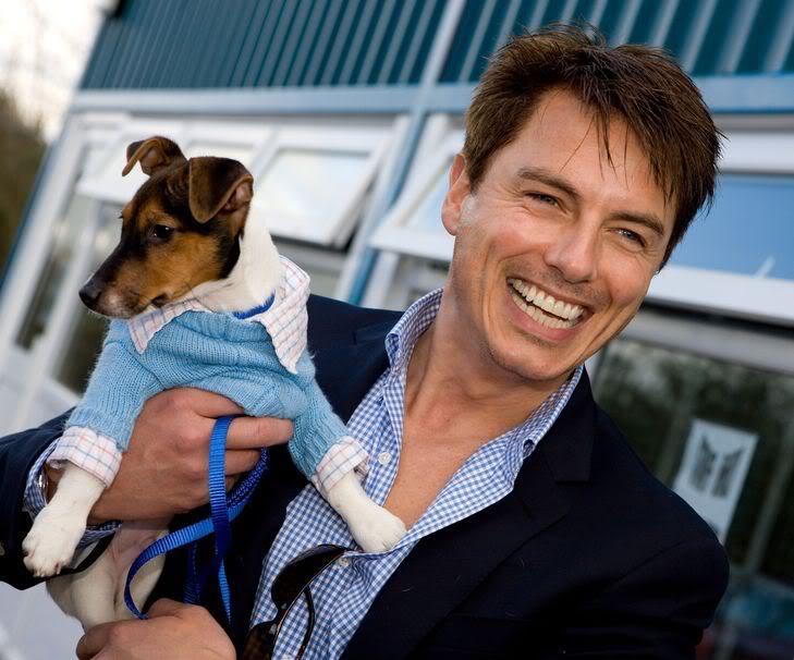 iamianto:  I’ve officially decided this week should be Barrowman week, so to make