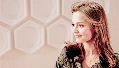 clarkesbellmy:female awesome meme: [2/5] females with the best character growth ♦ clara oswald“Just 