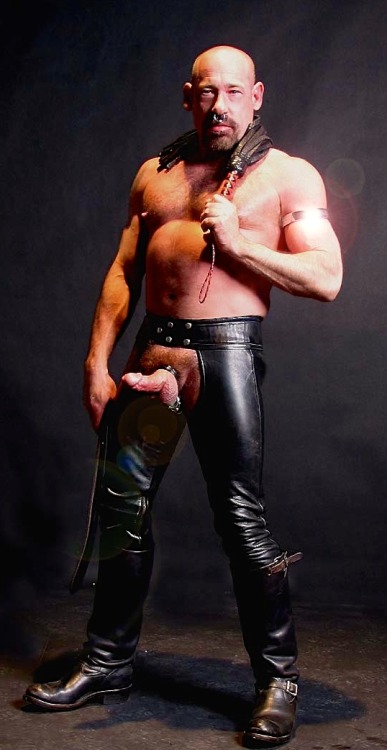butchdaddies:  WOOF