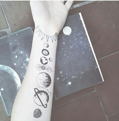 http://the-dianastratila-blog.tumblr.com/post/110733154523