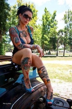 naughtyinkedangel:  Tattoo Blog ♥