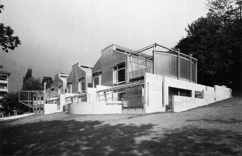 elarafritzenwalden: Kindergarten in ValencyValency - Lausanne, Vaud, Switzerland; 1988-89 Rodolphe L