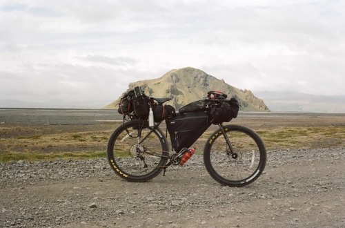 bicycle-touring-apocalypse:So you’re thinking…but Jack…what about bikes?! Well, the Iceland blog wil