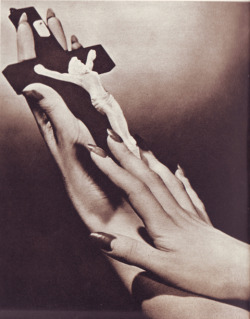 laurenethedream:  gloomyvixen:  artbrutist:  by John Everard