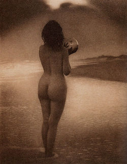 head&ndash;creep:  turnofthecentury:  billyjane:Alice Boughton-Dawn 1909 